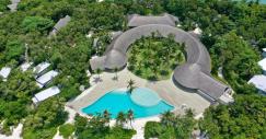 Funadhoo Island e Ifuru Resort