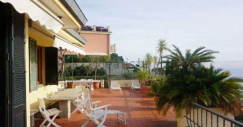 In vendita all’asta una villa vista mare ad Alassio, si parte da 656mila euro