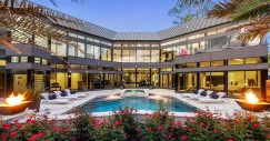 L'iconica "casa di Darth Vader" a Houston (Usa)