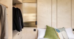 Nelle camere da letto sono presenti armadi a muro per ottimizzare lo spazio