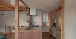 Il metodo Shinkabe lascia travi e pilastri a vista all'interno