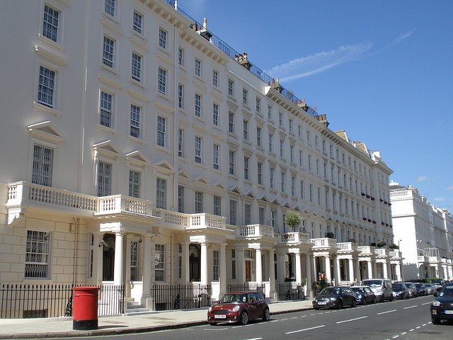 il quartiere di belgravia a londra. foto: amandabhslater (flickr.com cc)