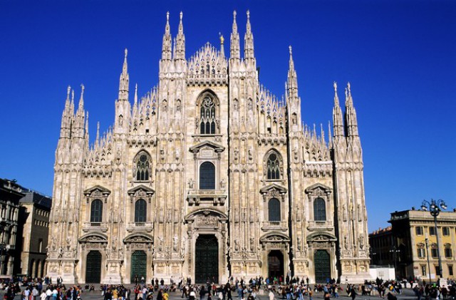 La facciata del Duomo di Milano