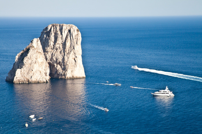 faraglioni capri