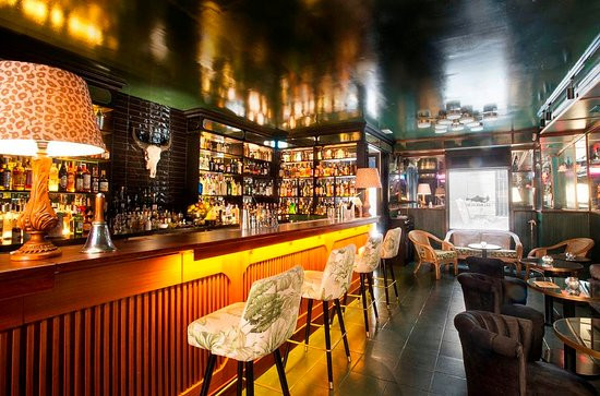 Questo cocktail bar di Madrid occupa il 19º posto / Salmon Guru