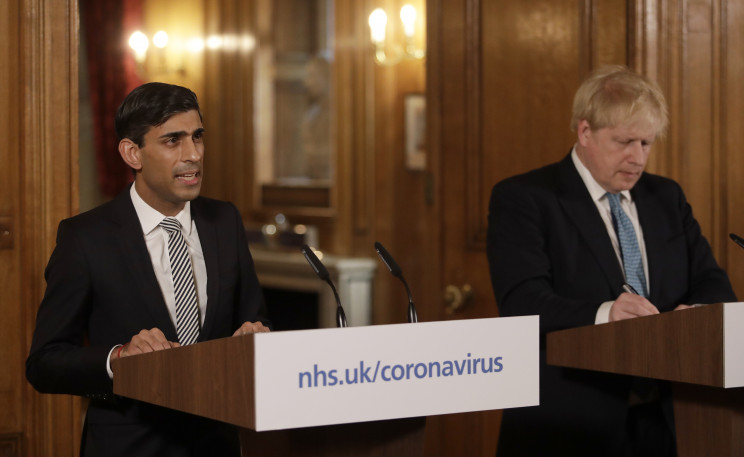 Il Cancelliere dello Scacchiere Rishi Sunak e il Primo Ministro britannico Boris Johnson / Gtres