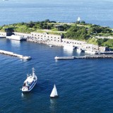 Si vende la più grande isola artificiale del mondo (galleria)