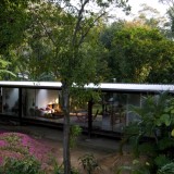Una casa di vetro nel mezzo della foresta pluviale brasiliana (fotogallery)