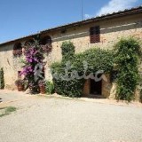 Case del week end: una fattoria a Siena sulle colline del Chianti (fotogallery)