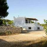 Casa del week end: una villa nel verde sul mare del Salento