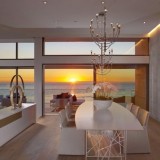 Una villa dove spazio interno ed esterno si fondono nell'esclusiva laguna beach californiana (fotogallery)