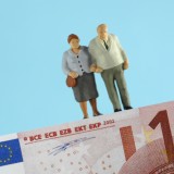 Federconsumatori: "il prestito vitalizio ipotecario potrebbe essere una possibile soluzione al problema delle pensioni"