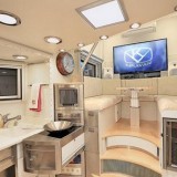 Un loft di lusso sulle ruote: questo è kiravan, il caravan più grande e moderno del mondo (foto)