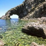 Una casa vacanza a pantelleria per rilassarsi ancora un po' al mare (fotogallery)