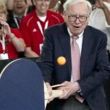 Quando il piccolo warren buffett sognava di essere ricco: così è nata la filosofia che lo ha reso miliardario
