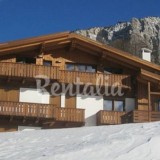 Un attico romantico a cortina d'ampezzo, la "regina delle dolomiti" (fotogallery)