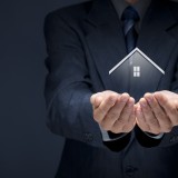 Agenti immobiliari, la richiesta dell’Europa: “Meno vincoli alla professione”