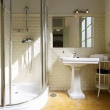Ristrutturazione bagno: come scegliere il piatto doccia