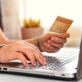 Pagare l'affitto con carta di credito, i vantaggi fiscali