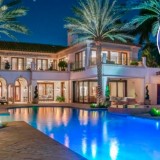 Jennifer Lopez e Alex Rodriguez si aggiudicano una villa principesca a Miami con lo sconto