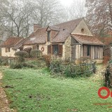 Si vende un piccolo paesino in Francia per 845mila euro