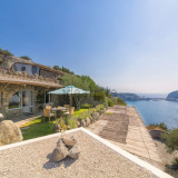 Un resort che si affaccia sul mare dell’Isola di Ischia è in vendita all’asta su idealista