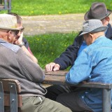 Bonus 200 euro per pensionati, serve o no l’autocertificazione?