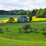 Come ristrutturare una casa in campagna: la guida completa
