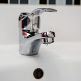 Allarme siccità? I trucchi per risparmiare acqua in casa