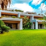 Una villa mozzafiato ad Atene per una vacanza da sogno (o per investimento)