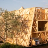 Mini casa prefabbricata in legno