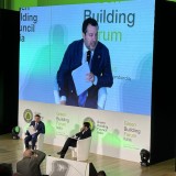 Manvora, Salvini, al lavoro su Piano casa, 660 mln dal 2027