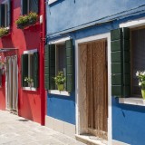 verniciare persiane in legno