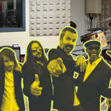 El local de ensayo de Jarabe de Palo en Barcelona, a la venta por más de medio millón de euros