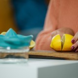 mettere un limone vicino al letto