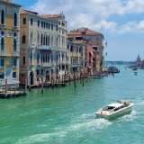 I traghetti e i motoscafi nella laguna di Venezia