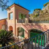 villa sul mare