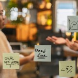 AI spinge i mercati: 2 milioni di nuovi milionari in un anno