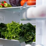 Frigorifero pieno di verdure