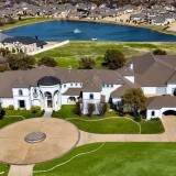 Questa mega-villa in Texas è stata venduta per 3,9 milioni di dollari
