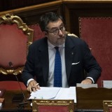 Manovra, Salvini: rispetto alleati ma dovremo chiedere miliardi alle banche
