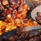 cosa succede se metti le castagne sul fuoco