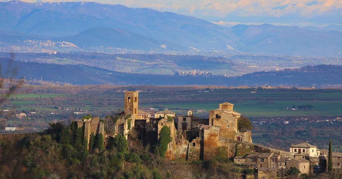 Celleno Cosa vedere a Celleno e come arrivare al borgo fantasma — idealista/news