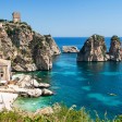 Houses for €1 in Sicily near the sea