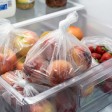 frutta nel sacchetto di plastica