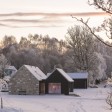 Il progetto Dulnain House ha comportato la ristrutturazione di un vecchio edificio in pietra in rovina sulle rive del fiume Dulnain, nella regione di Inverness, in Scozia