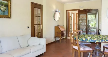 Casa a Desenzano del Garda, Brescia - 450.000 euro