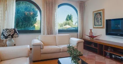 Vivienda en Montignoso, Massa-Carrara - 950.000 eur